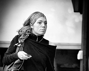 ANGELIQUE D'ALBIGNAC ANGELIQUE D'ALBIGNAC. Apenas cesó el estruendo del portazo que Angélique d´Albignac dio en el rostro iracundo de su padre el marqués, todos trataron sin éxito...